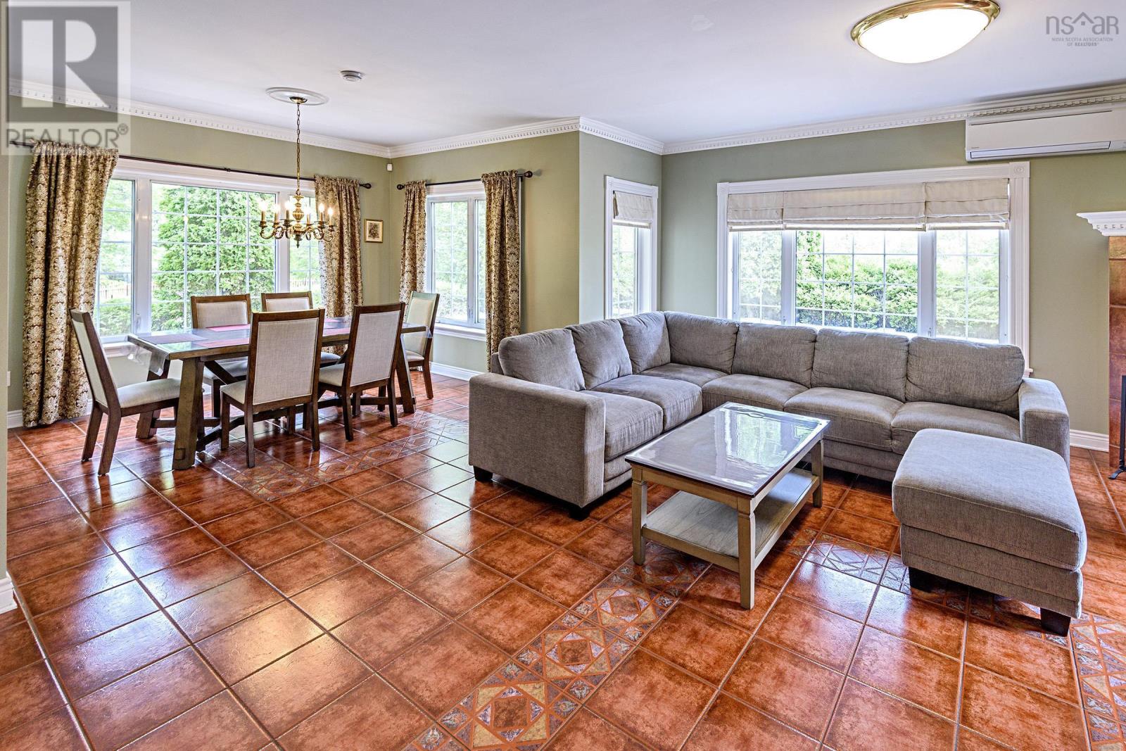 82 Tower Road Property Photo 13
