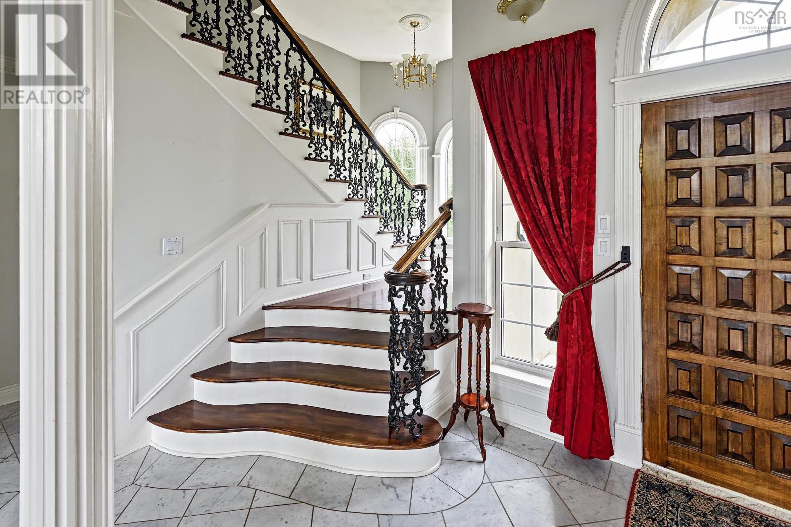 82 Tower Road Property Photo 18