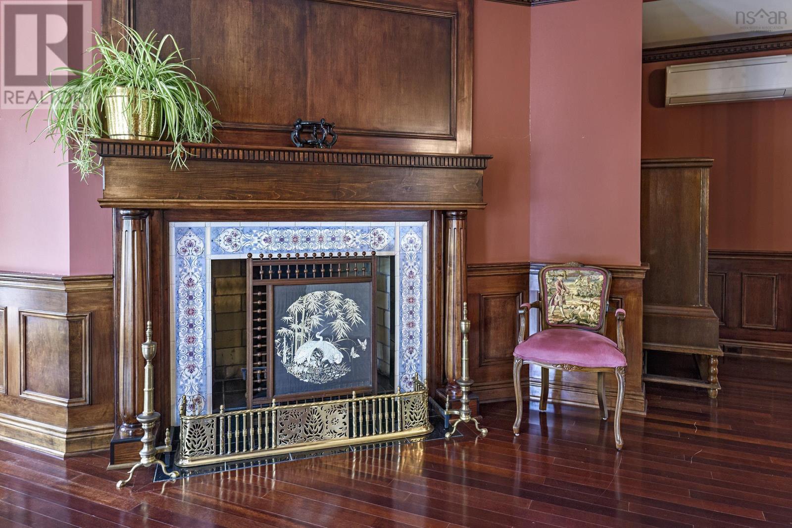 82 Tower Road Property Photo 21