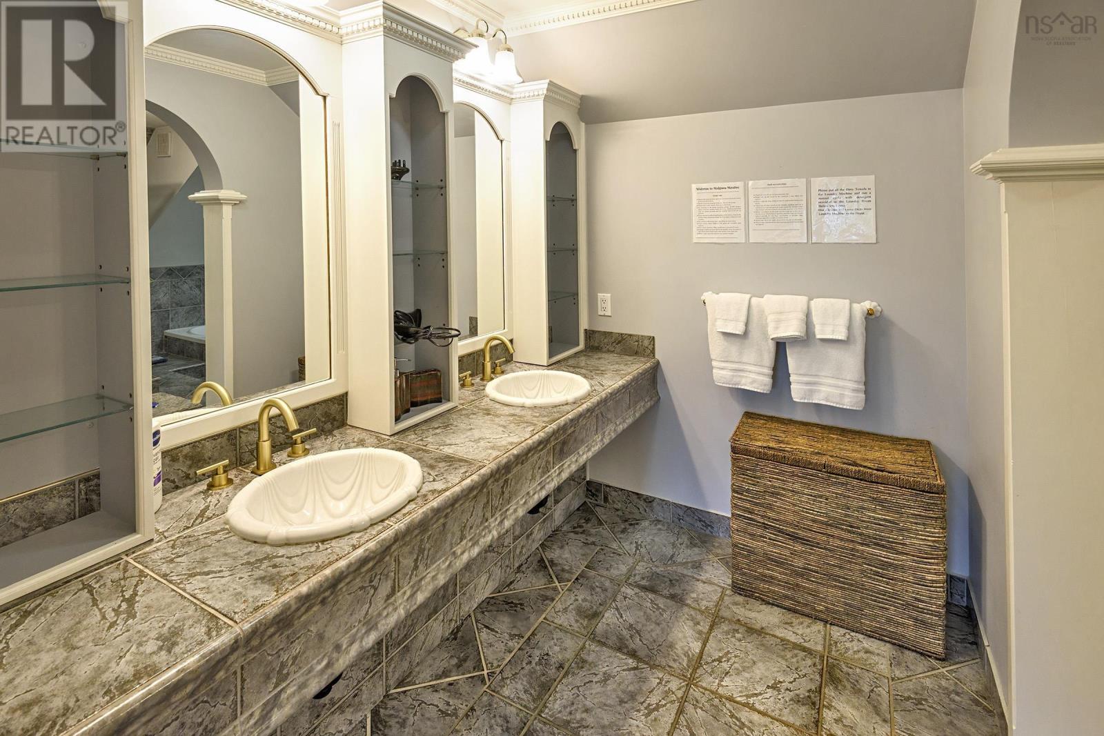 82 Tower Road Property Photo 25