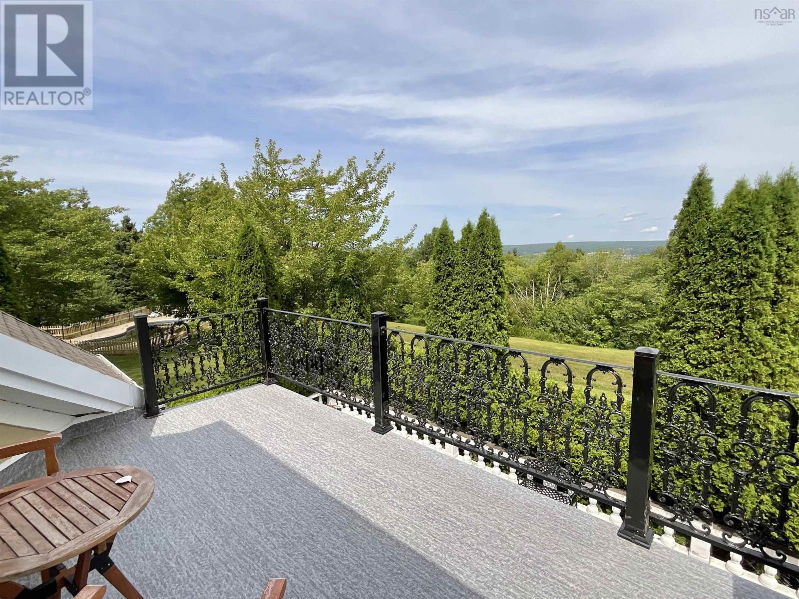 82 Tower Road Property Photo 32