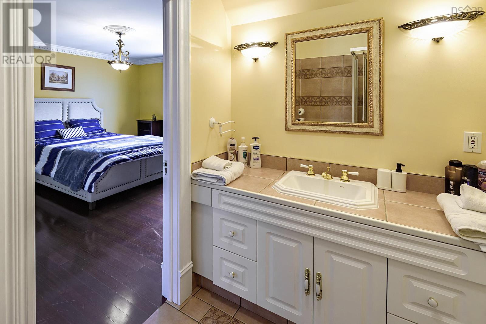 82 Tower Road Property Photo 34