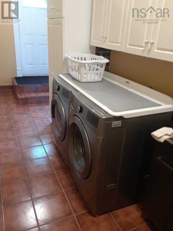 82 Tower Road Property Photo 36