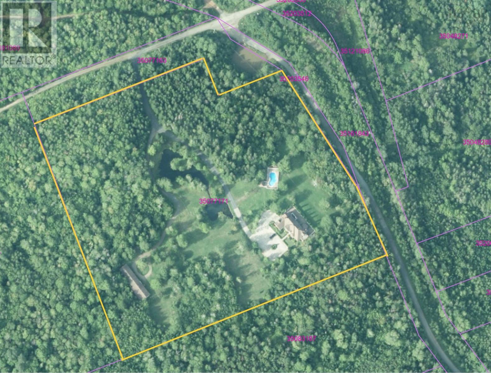 82 Tower Road Property Photo 37