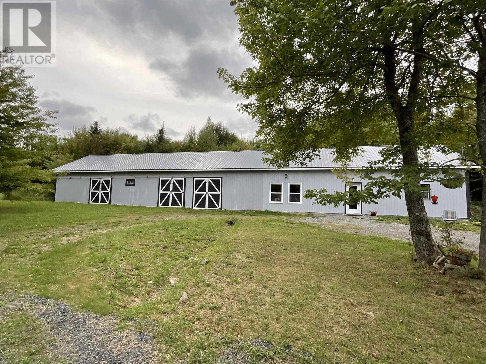 82 Tower Road Property Photo 38