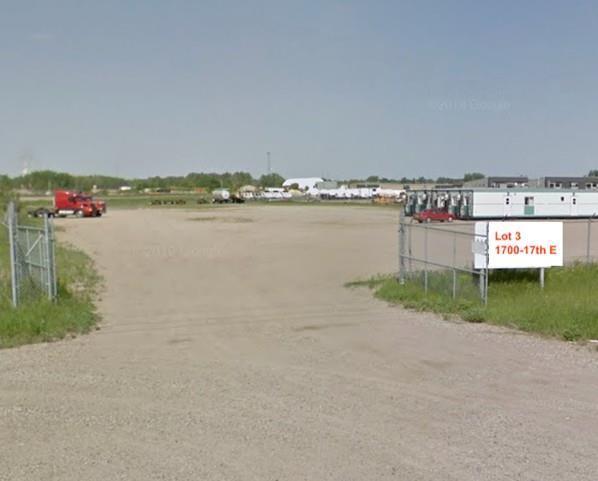 Lot 3 1700 17th Street E Property Photo 1