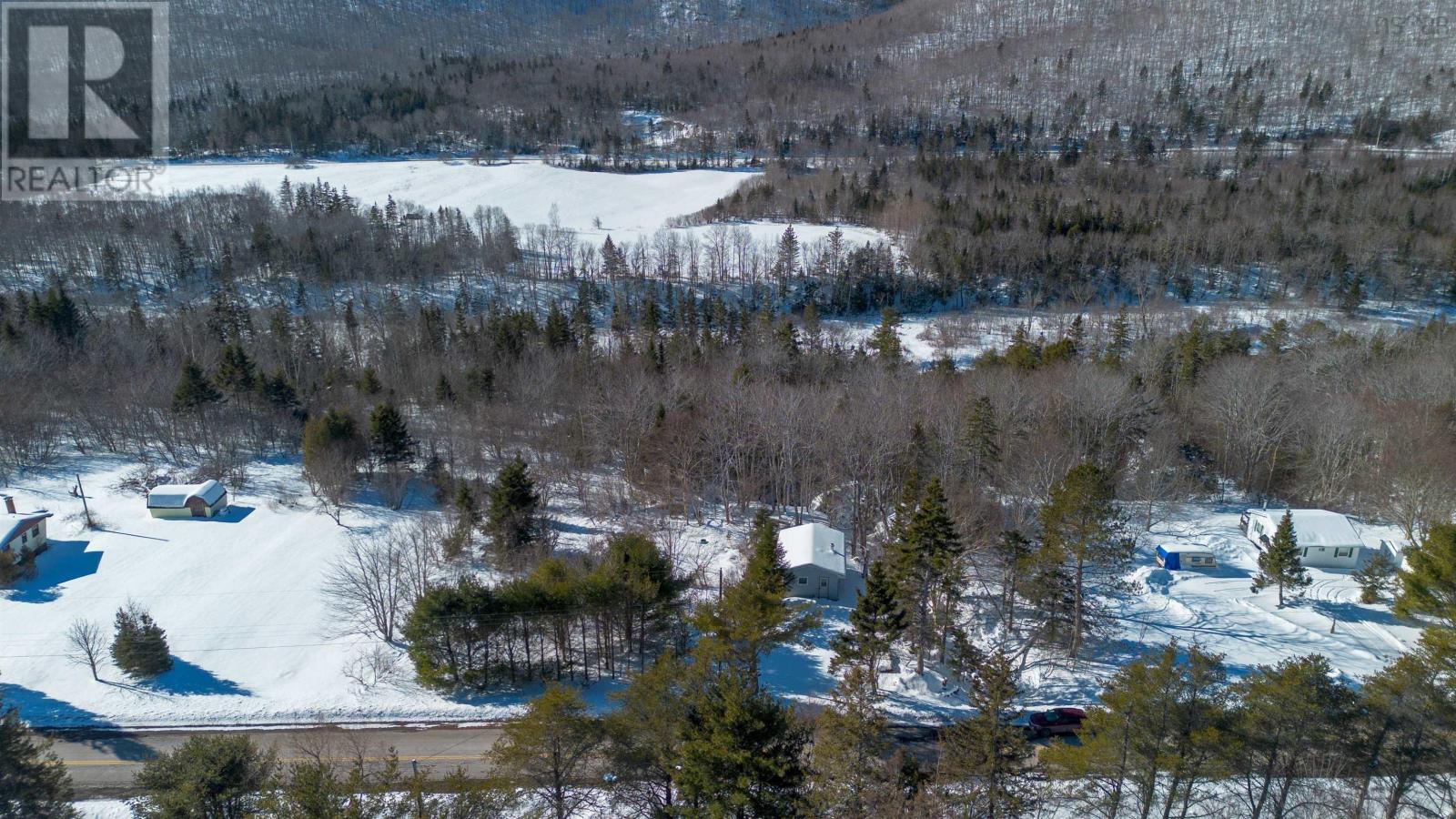299 Yankee Line Road Property Photo 6