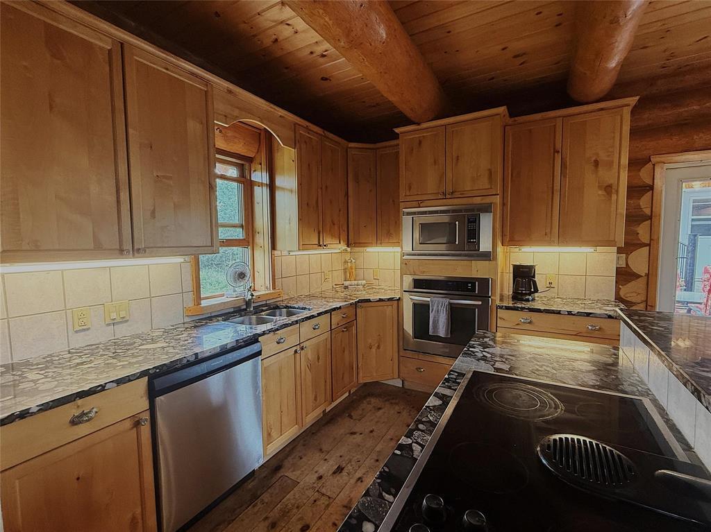 95093 127n Road N Property Photo 6