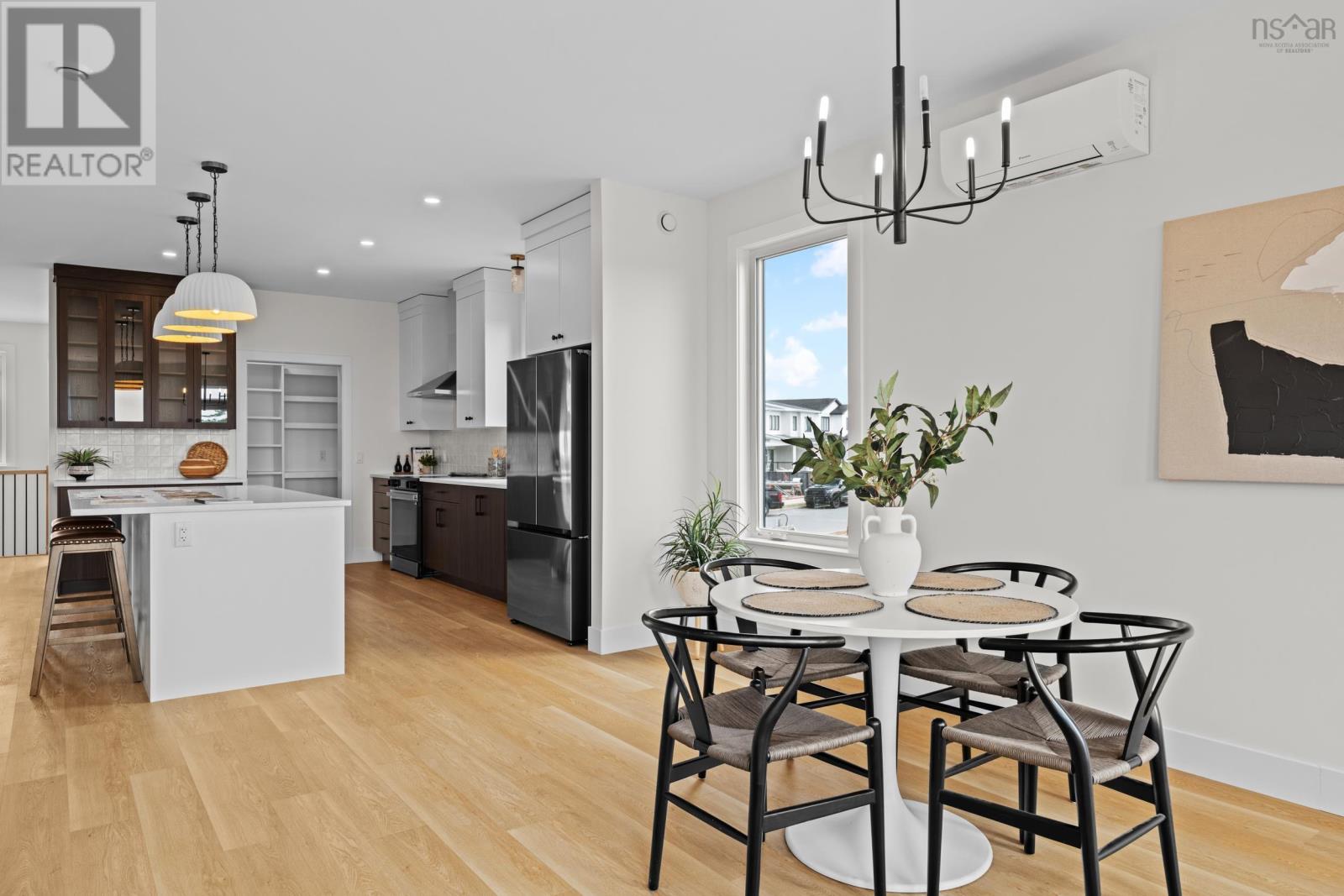 140 Brunello Boulevard Property Photo 8