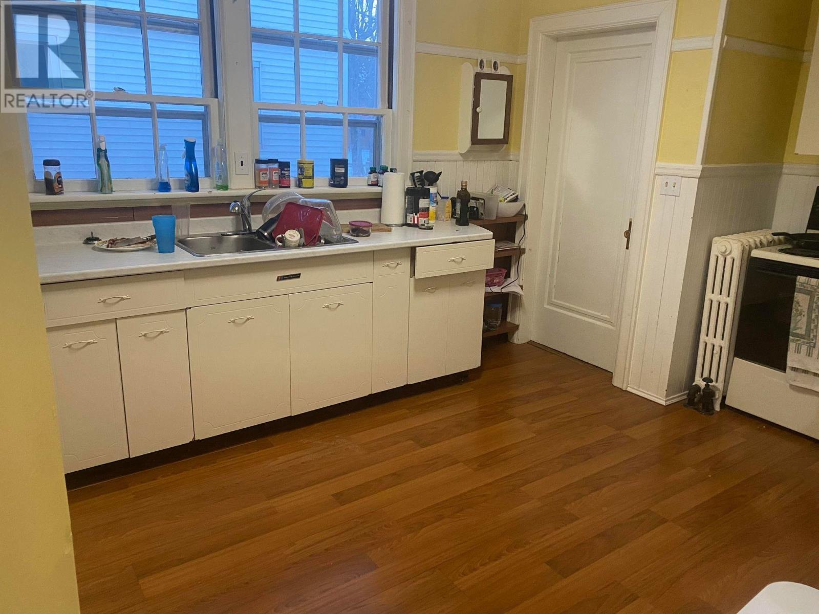 70 Spring Street Property Photo 6