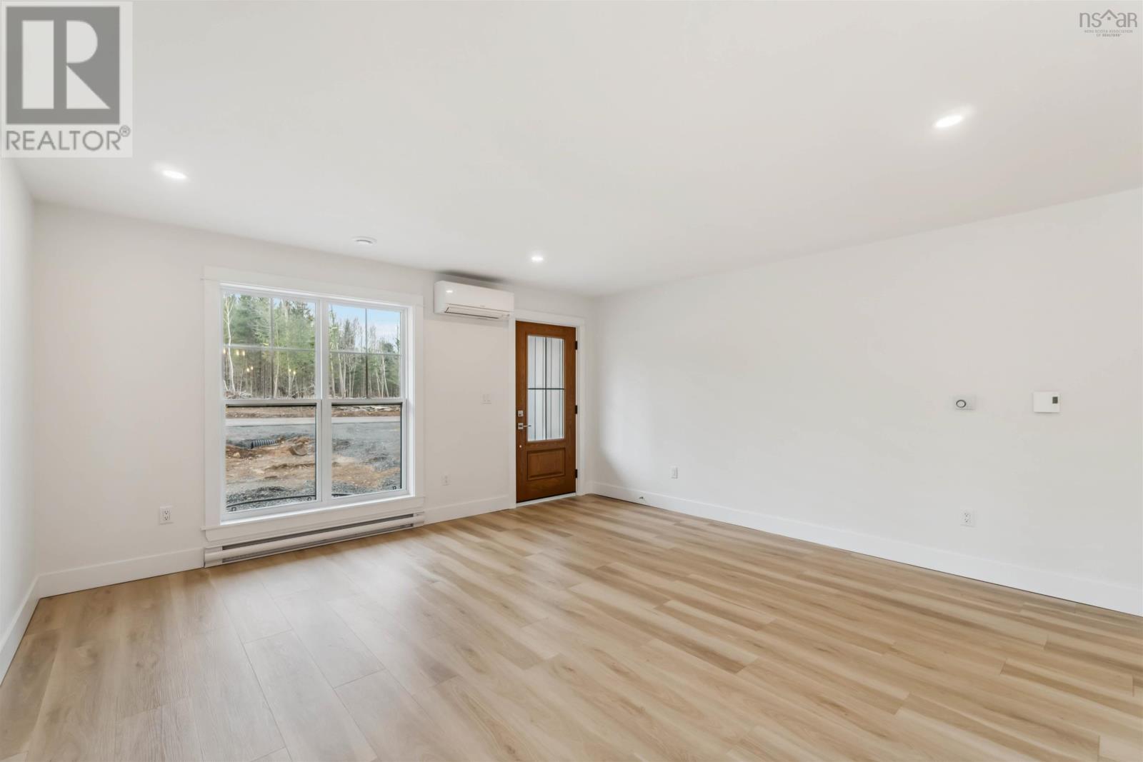 1444 Ashlee Drive Property Photo 3