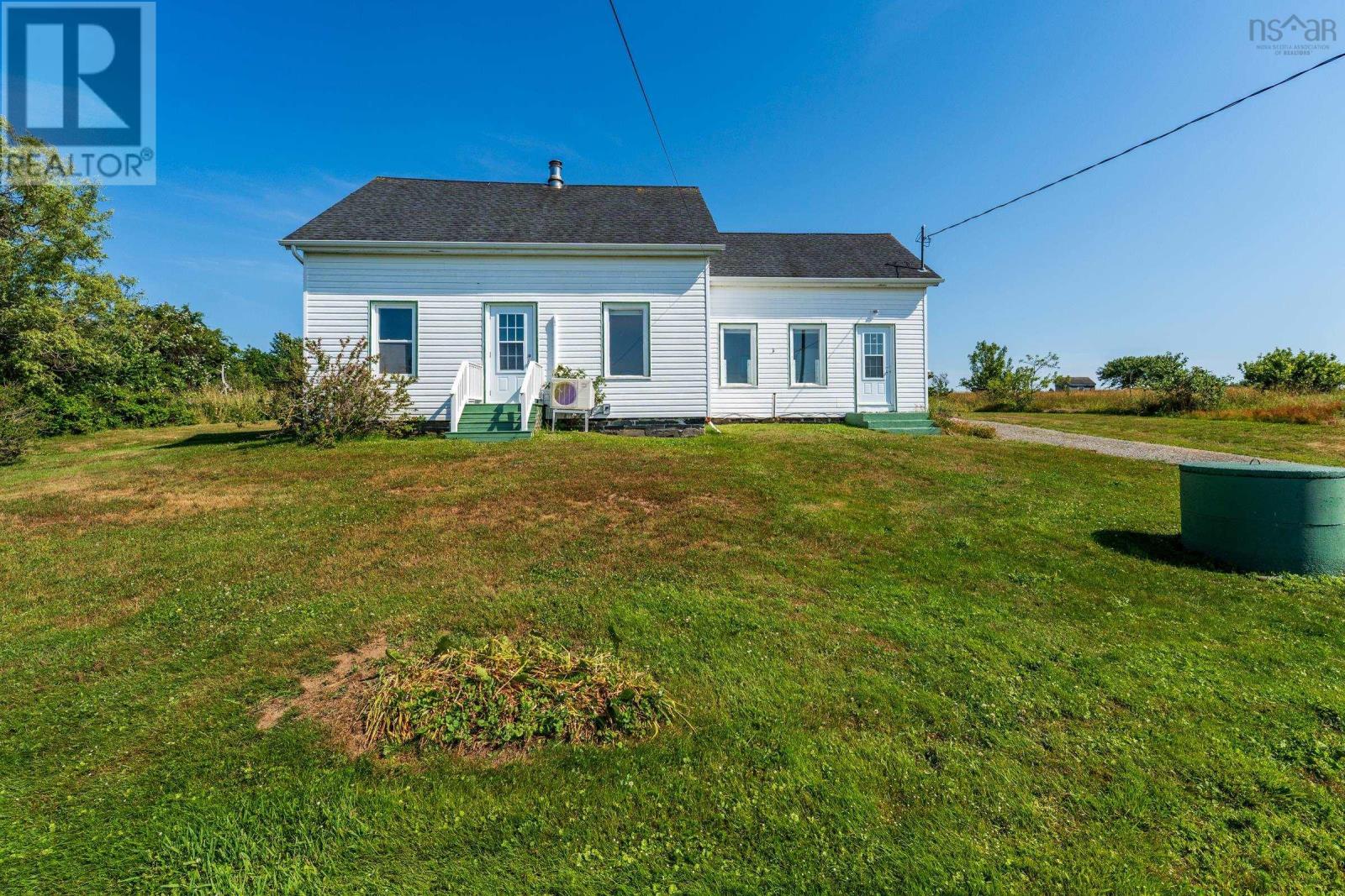 1900 Highway 1 Property Photo 5