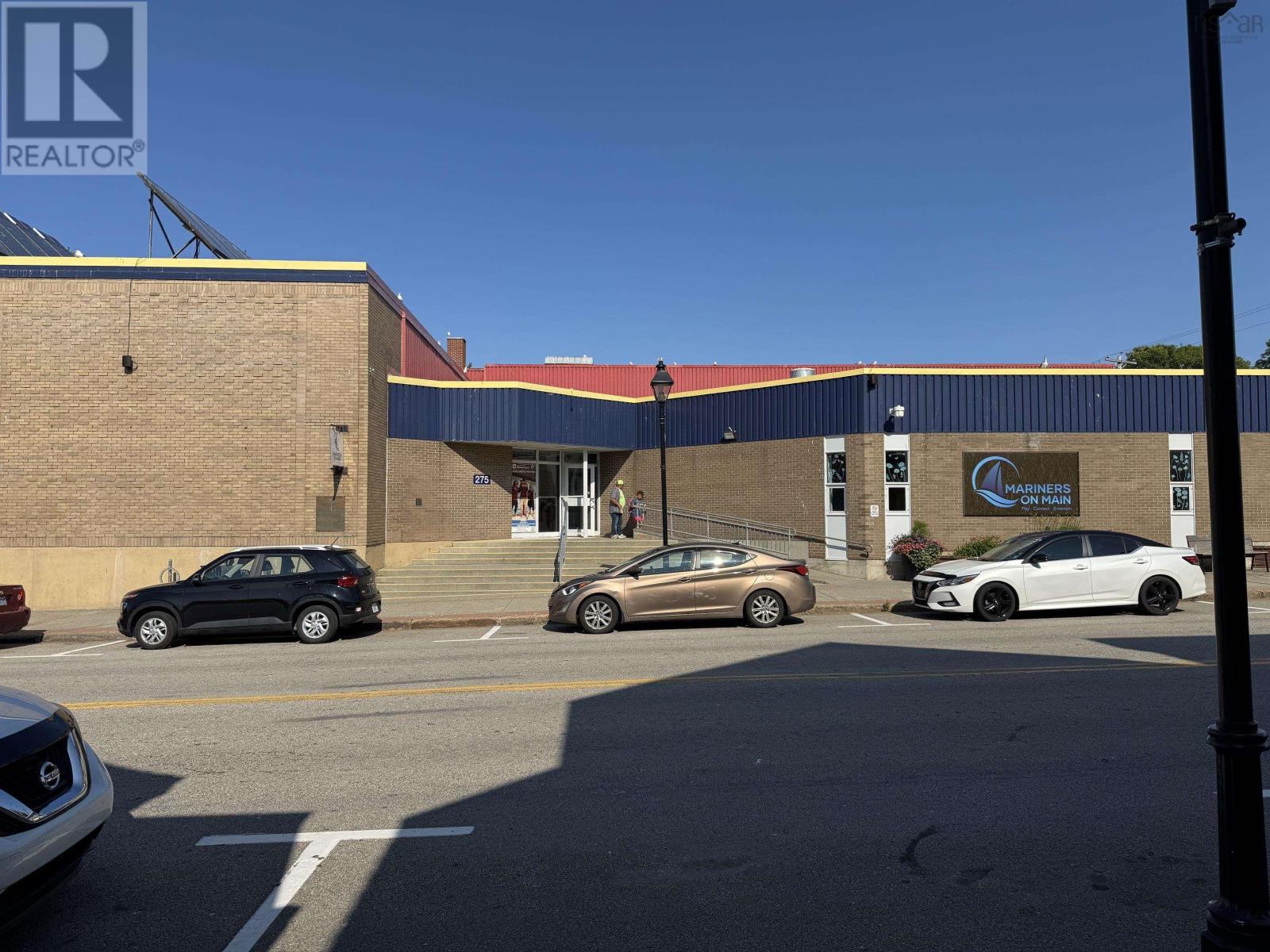 275 Main Street Property Photo 16