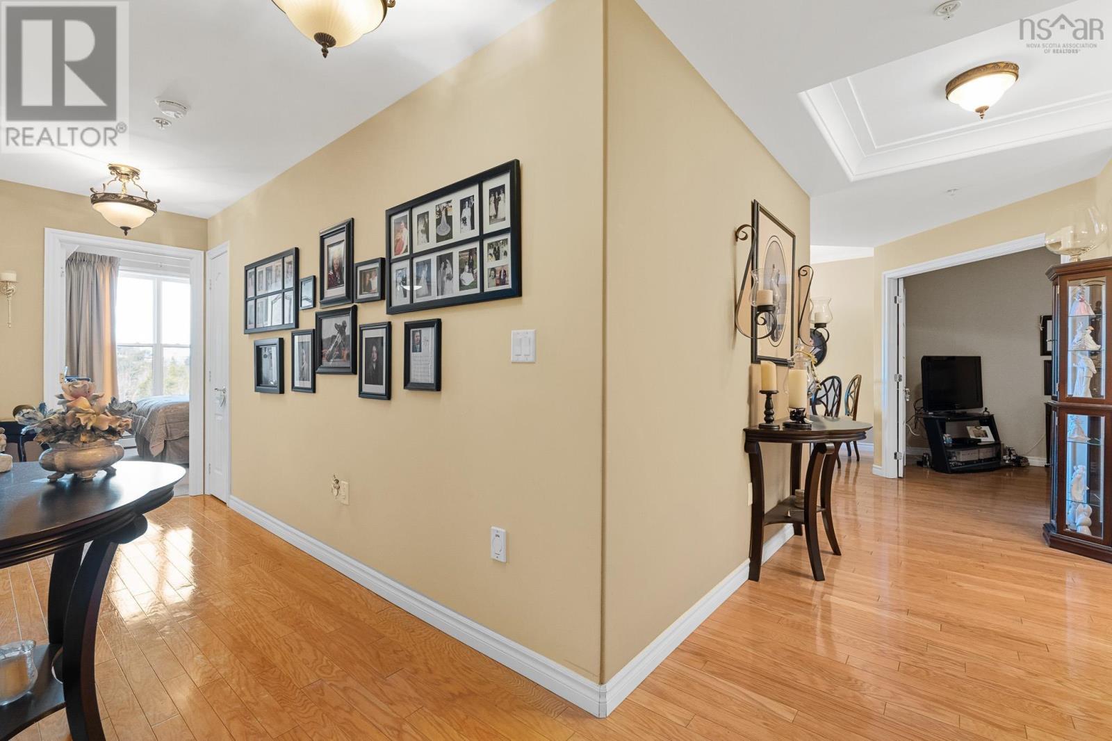 407 36 Southgate Drive Property Photo 4