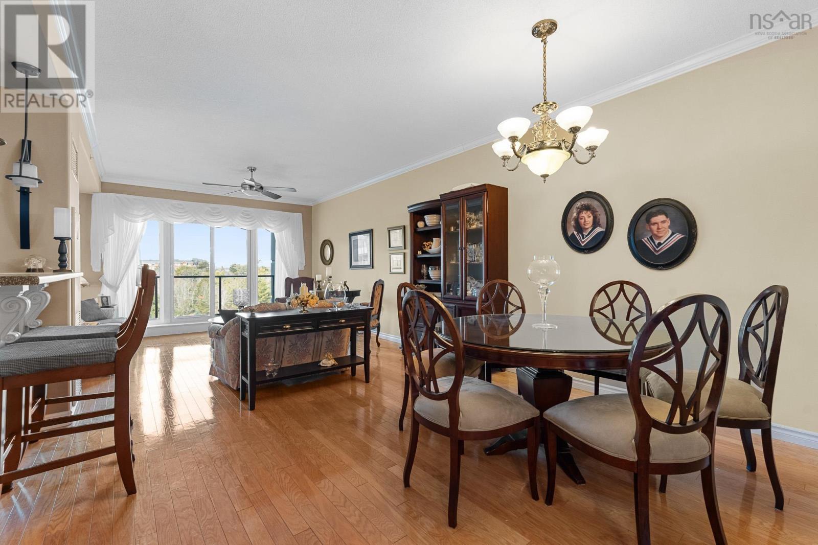 407 36 Southgate Drive Property Photo 10