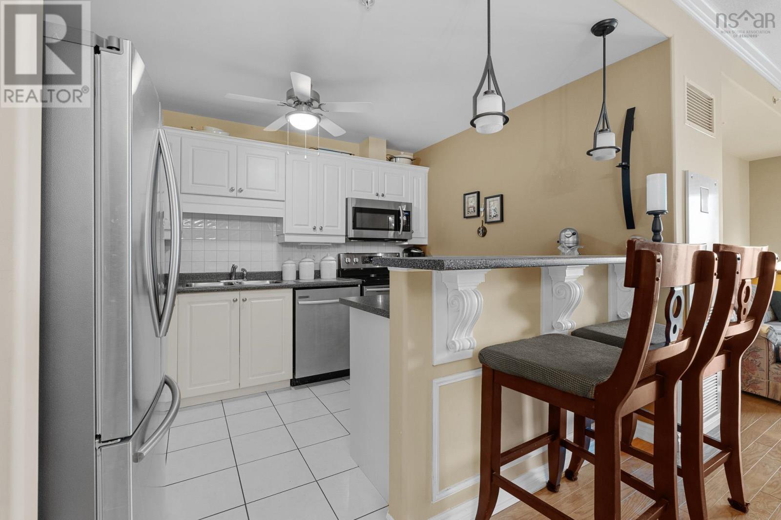 407 36 Southgate Drive Property Photo 17