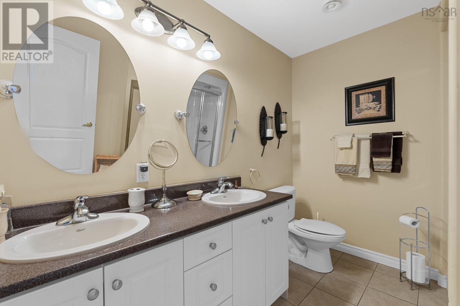 407 36 Southgate Drive Property Photo 25