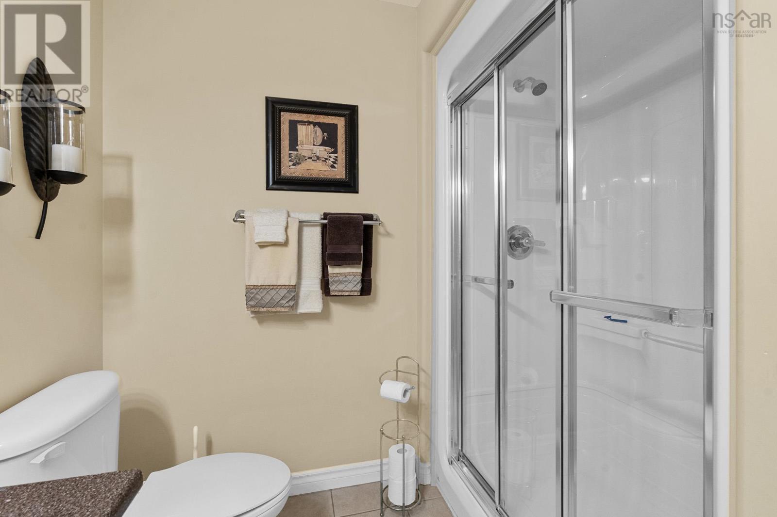 407 36 Southgate Drive Property Photo 26