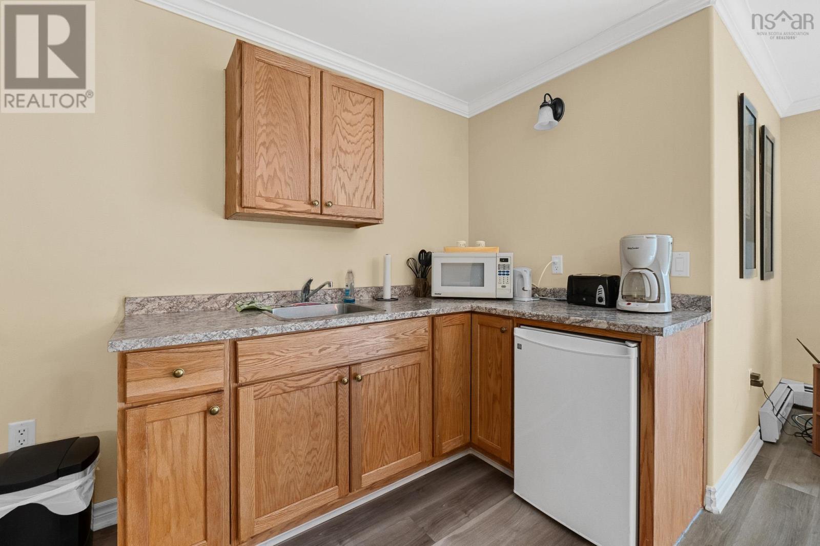 407 36 Southgate Drive Property Photo 42