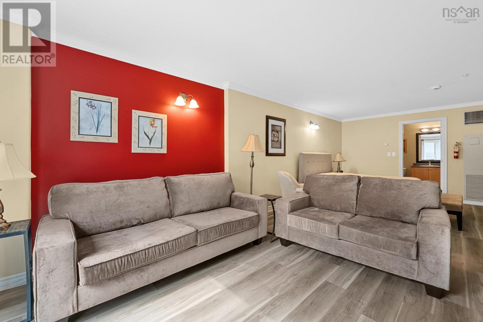 407 36 Southgate Drive Property Photo 46