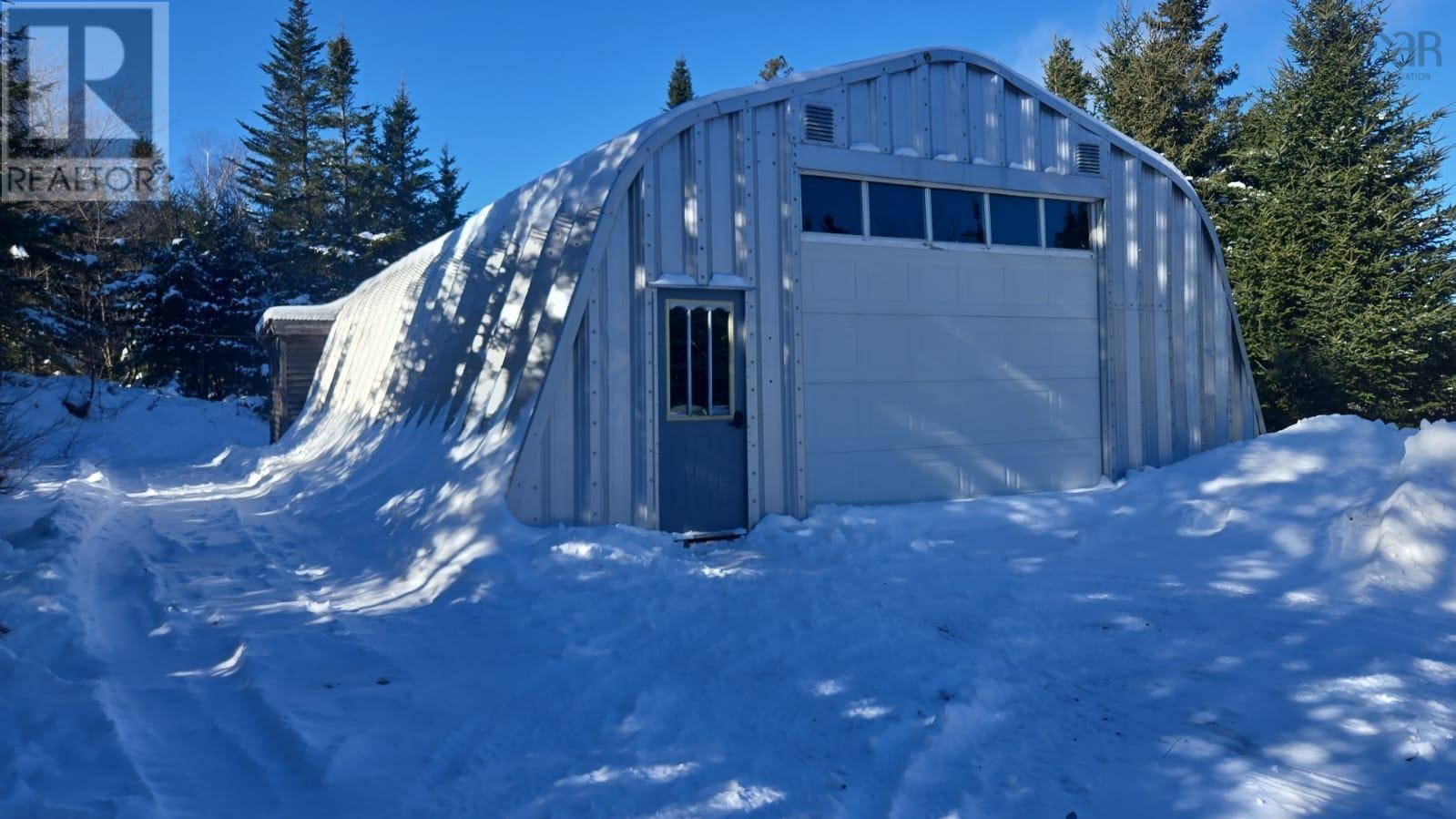 1802 Highway 344 Property Photo 4