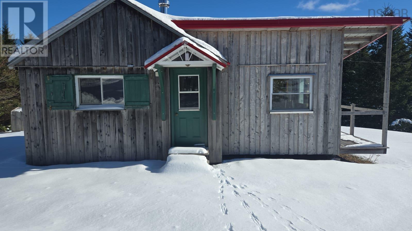 1802 Highway 344 Property Photo 5