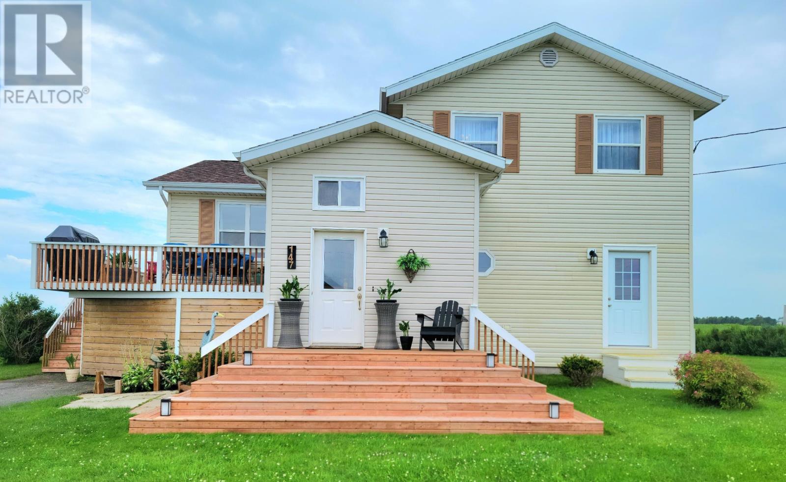 147 Lantern Hill Drive Property Photo 1