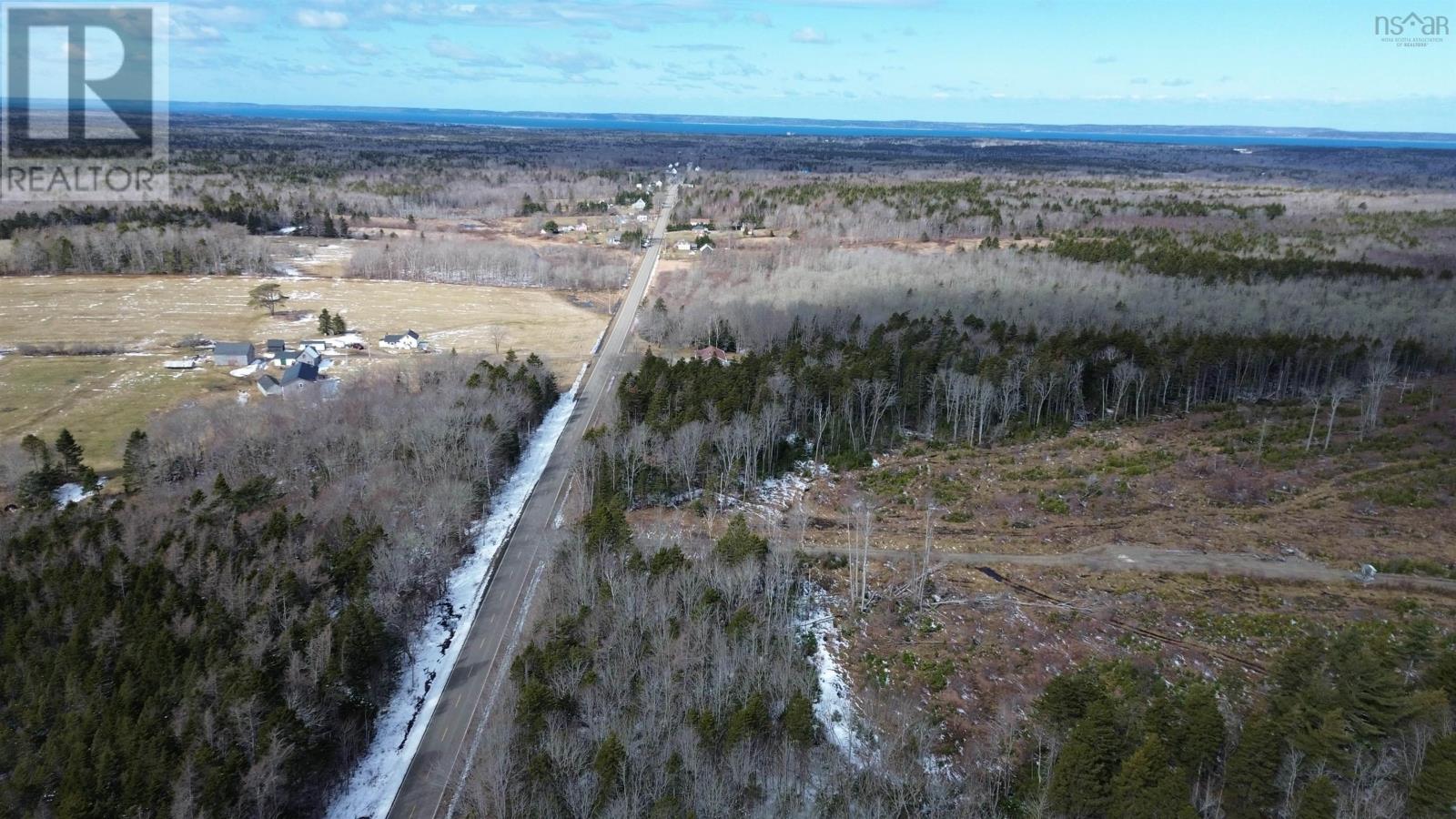 340 Highway Property Photo 10