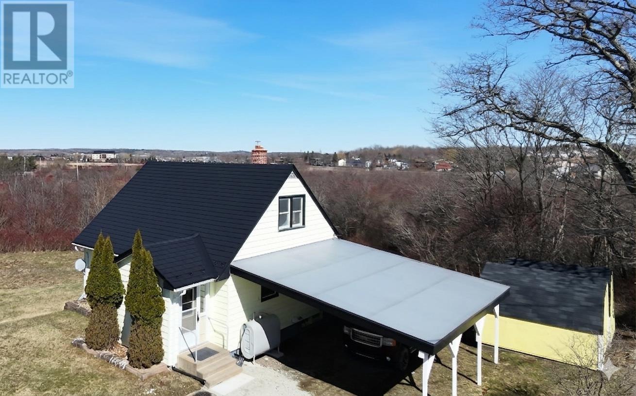 125 Cottage Street Property Photo 14