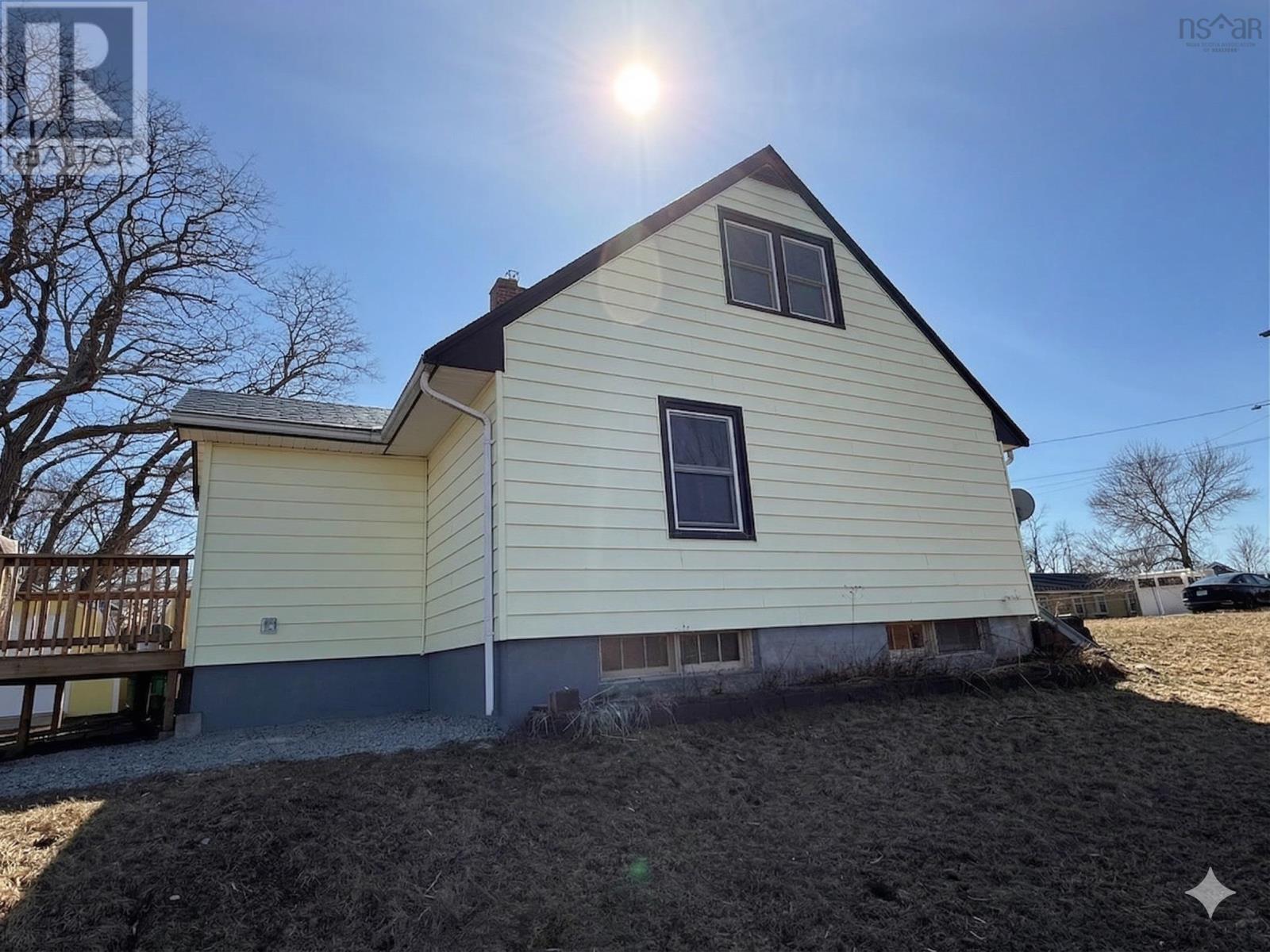 125 Cottage Street Property Photo 19