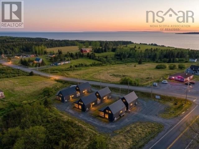 15 Shore Road Property Photo 1