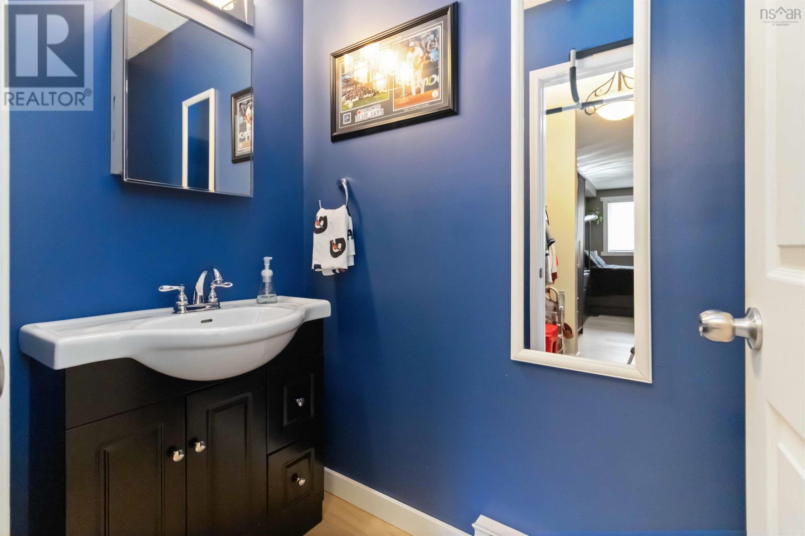 104 12 Spinnaker Drive Property Photo 27