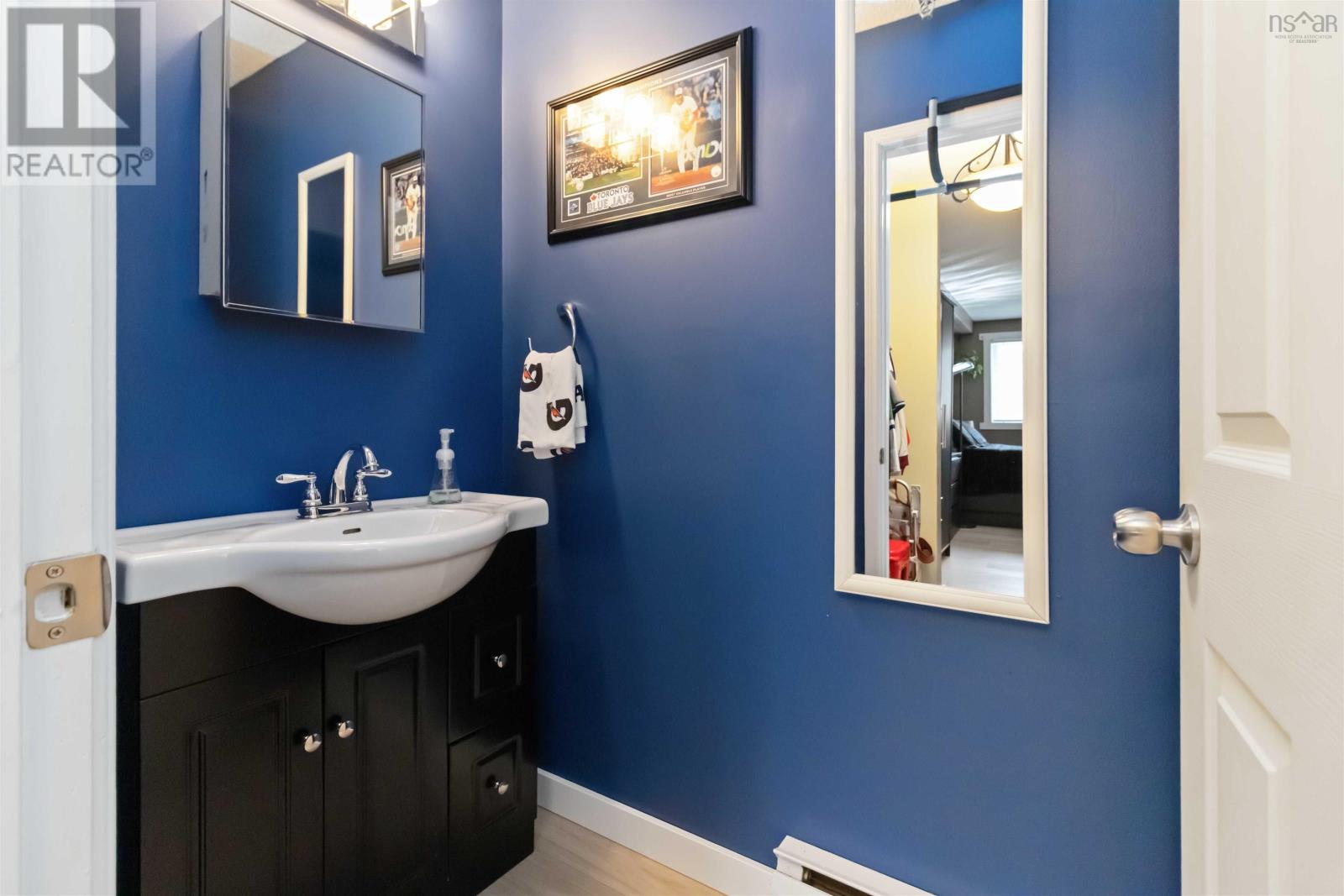 104 12 Spinnaker Drive Property Photo 28