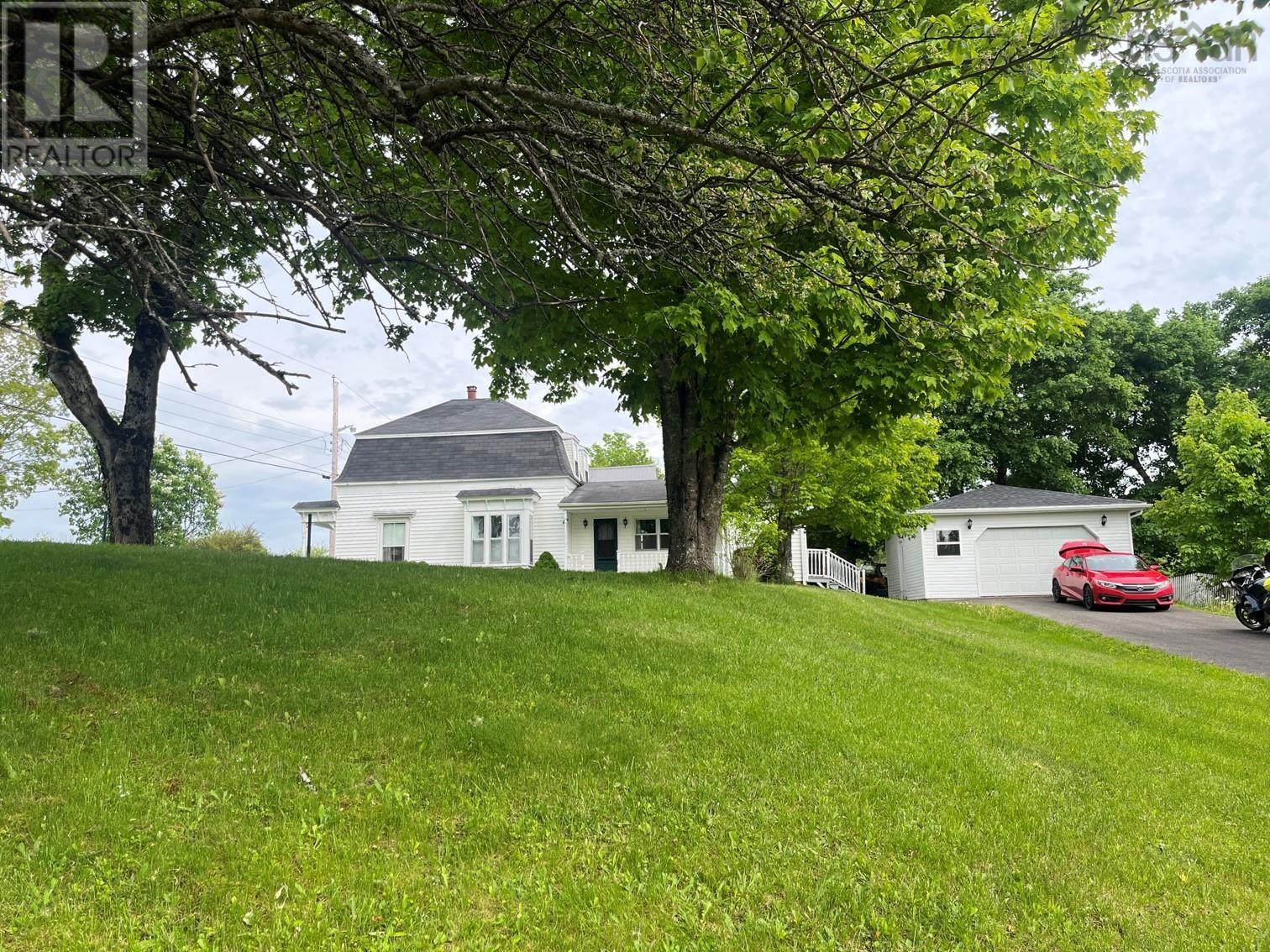 1865 Station Road Property Photo 3