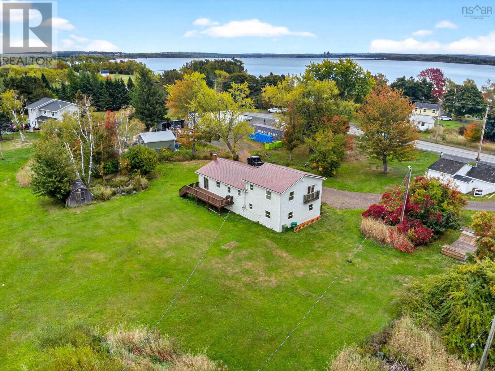 2447 Highway 376 Property Photo 13