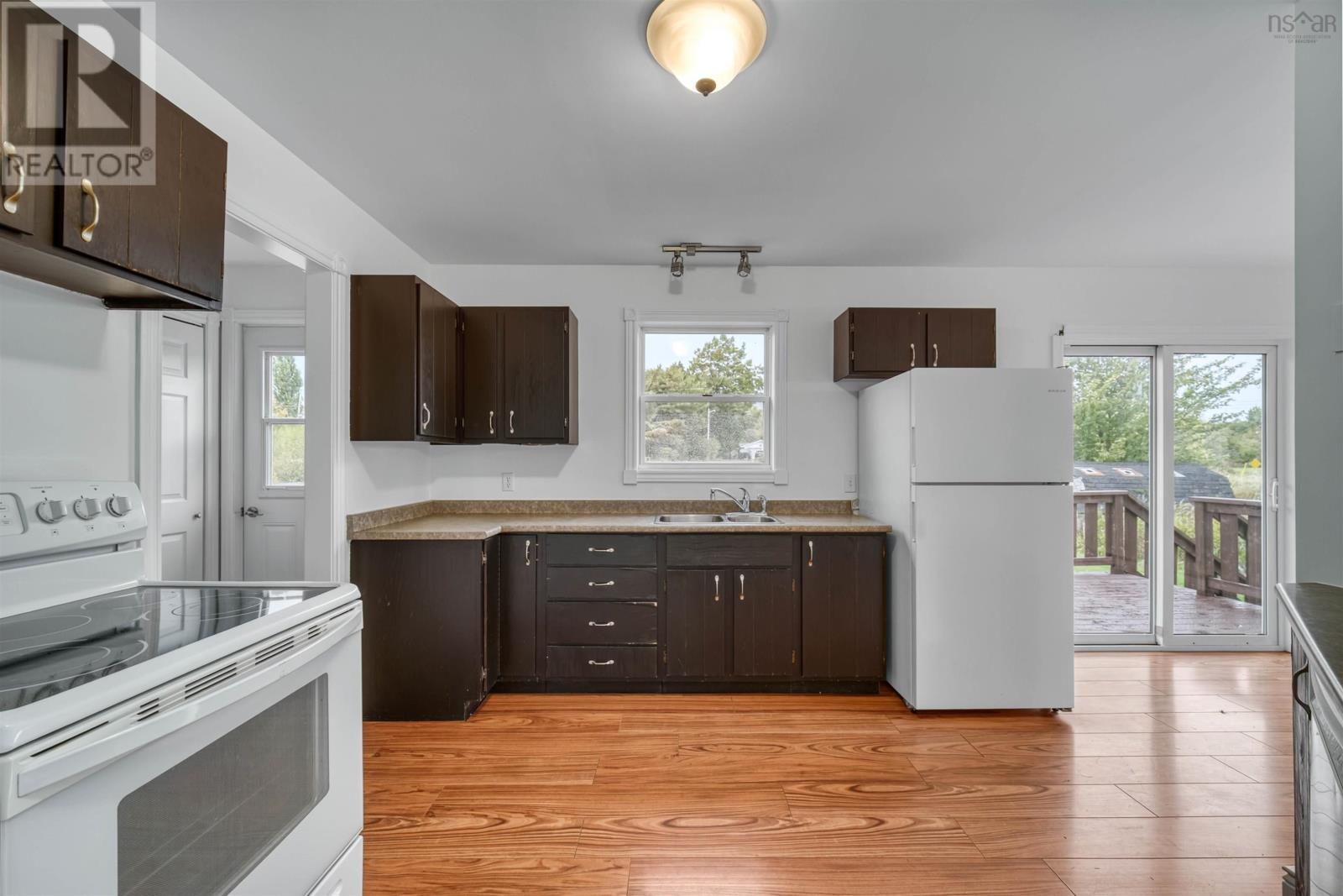 2447 Highway 376 Property Photo 19