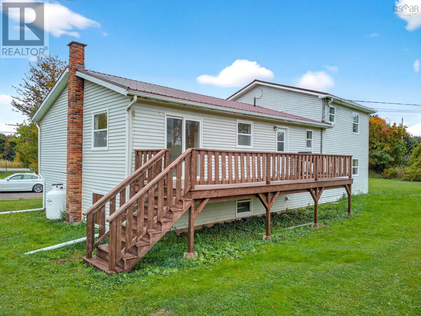 2447 Highway 376 Property Photo 16