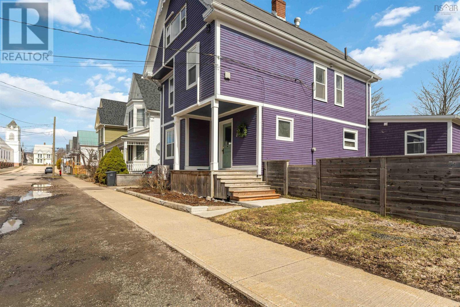22 Washington Street Property Photo 5