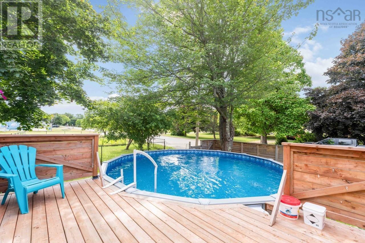 22 Washington Street Property Photo 6