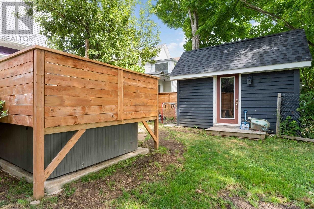22 Washington Street Property Photo 43