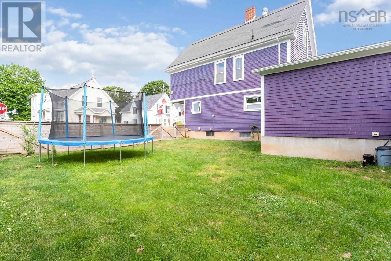 22 Washington Street Property Photo 44