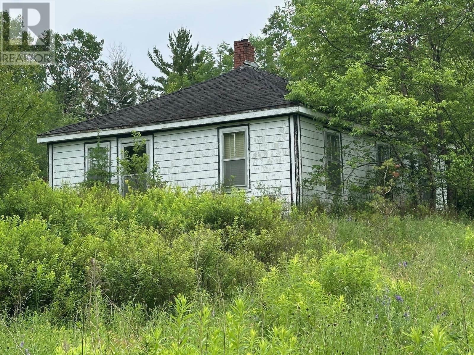 53 Mader Road Property Photo 3