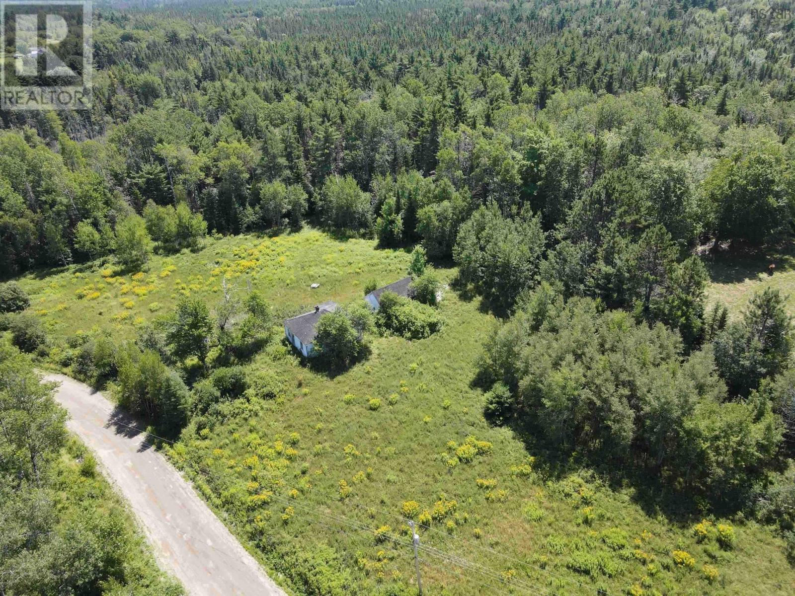 53 Mader Road Property Photo 4