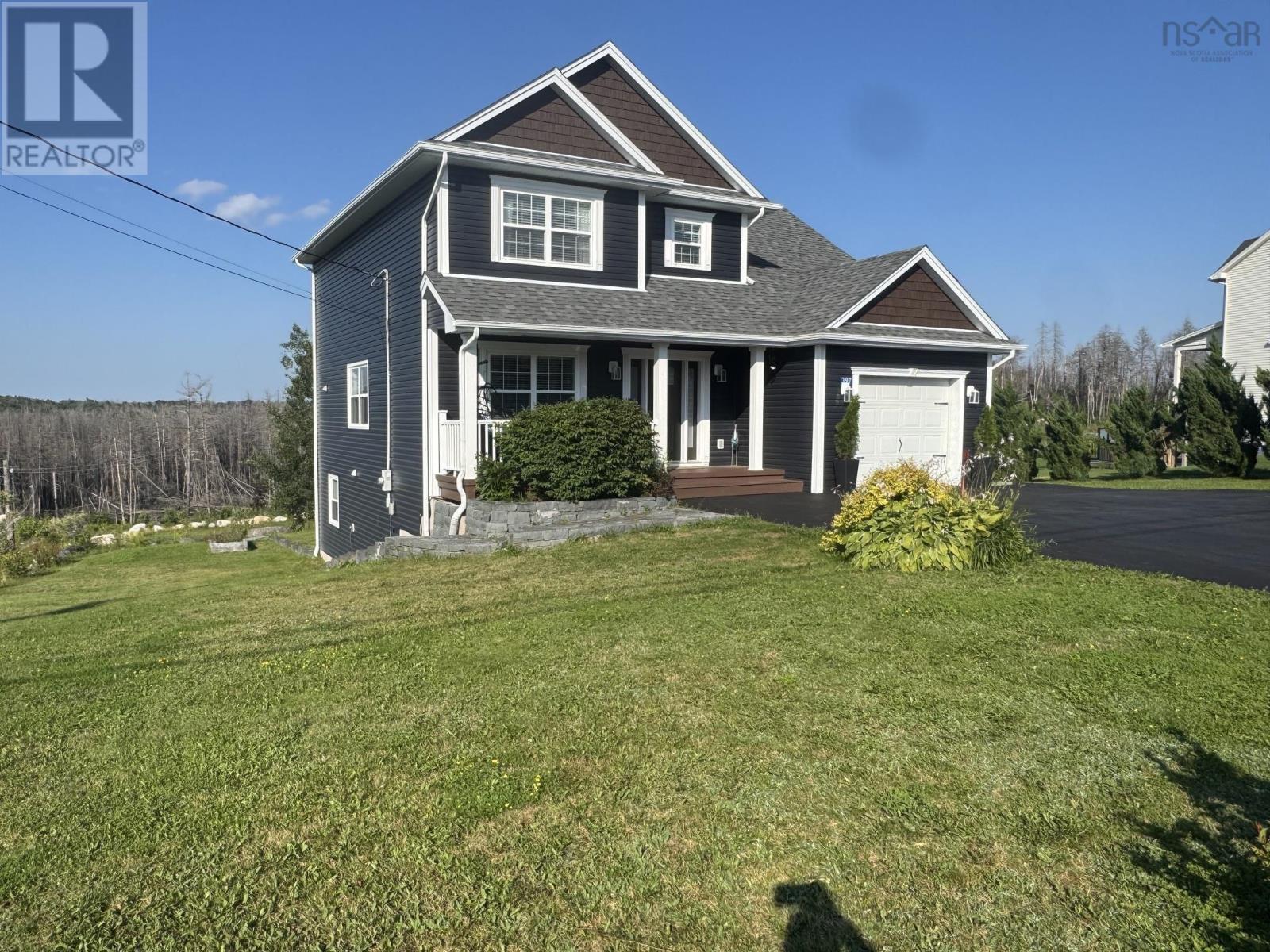 397 Hemlock Drive Property Photo 2