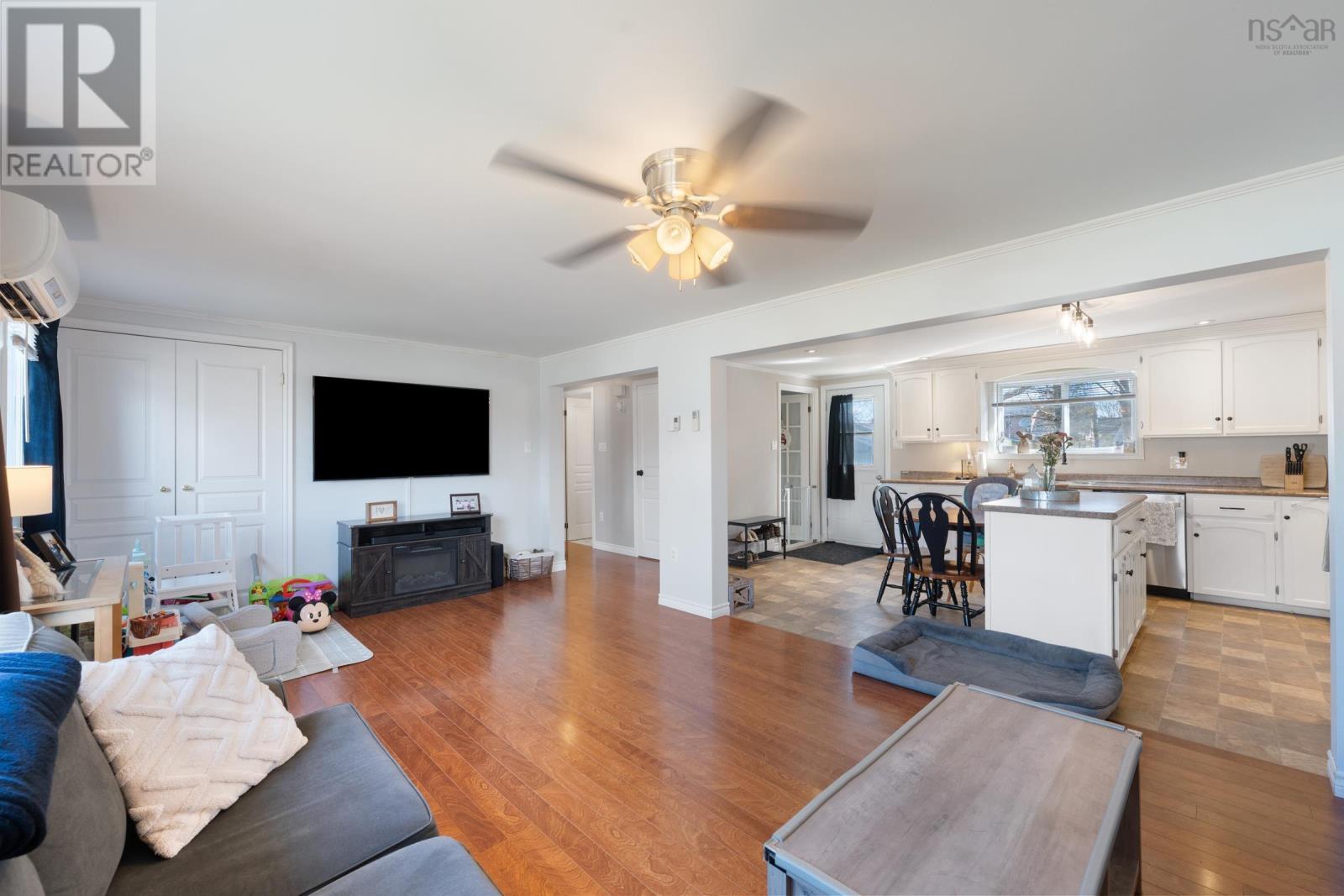 56 Second Avenue Property Photo 12