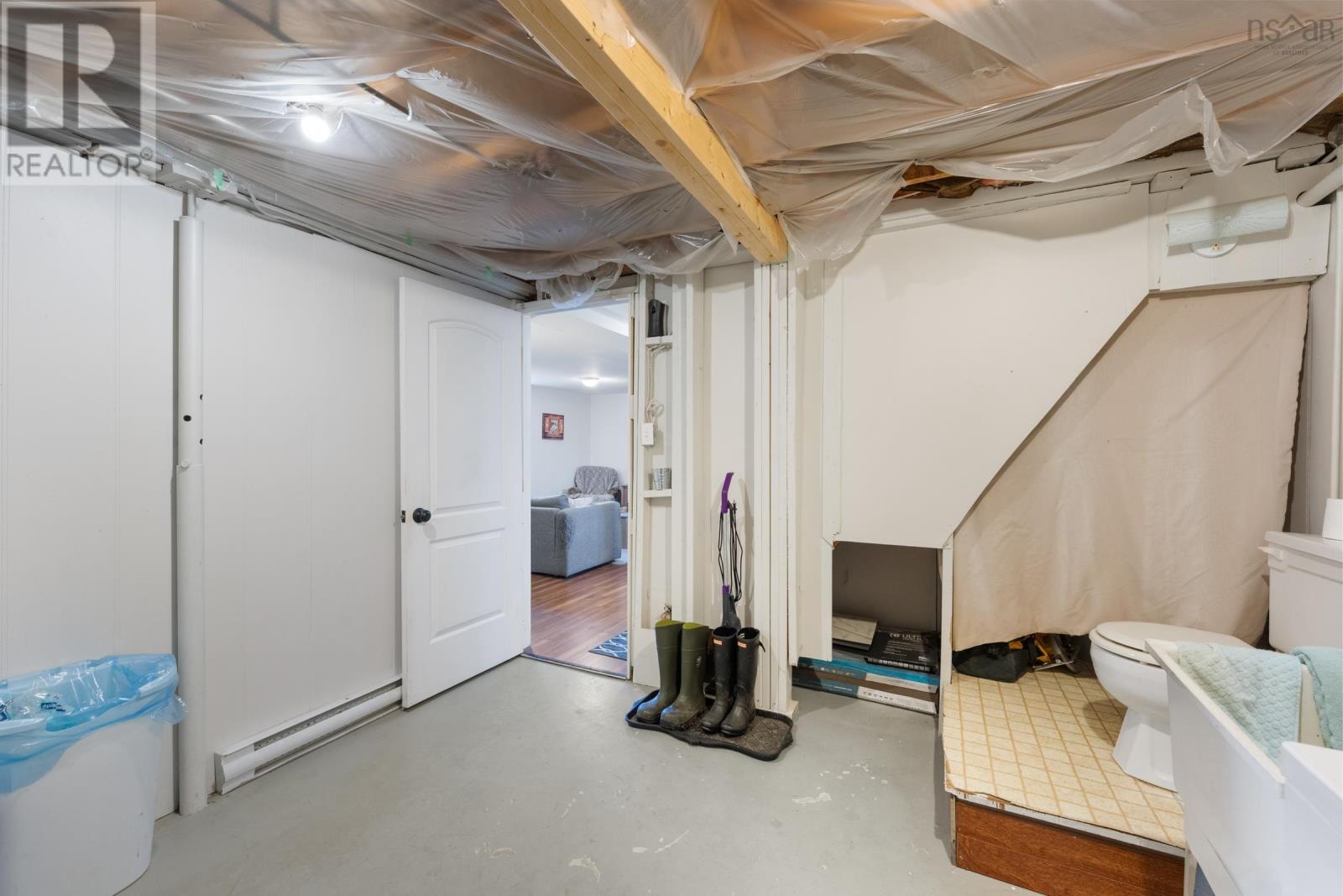 56 Second Avenue Property Photo 23