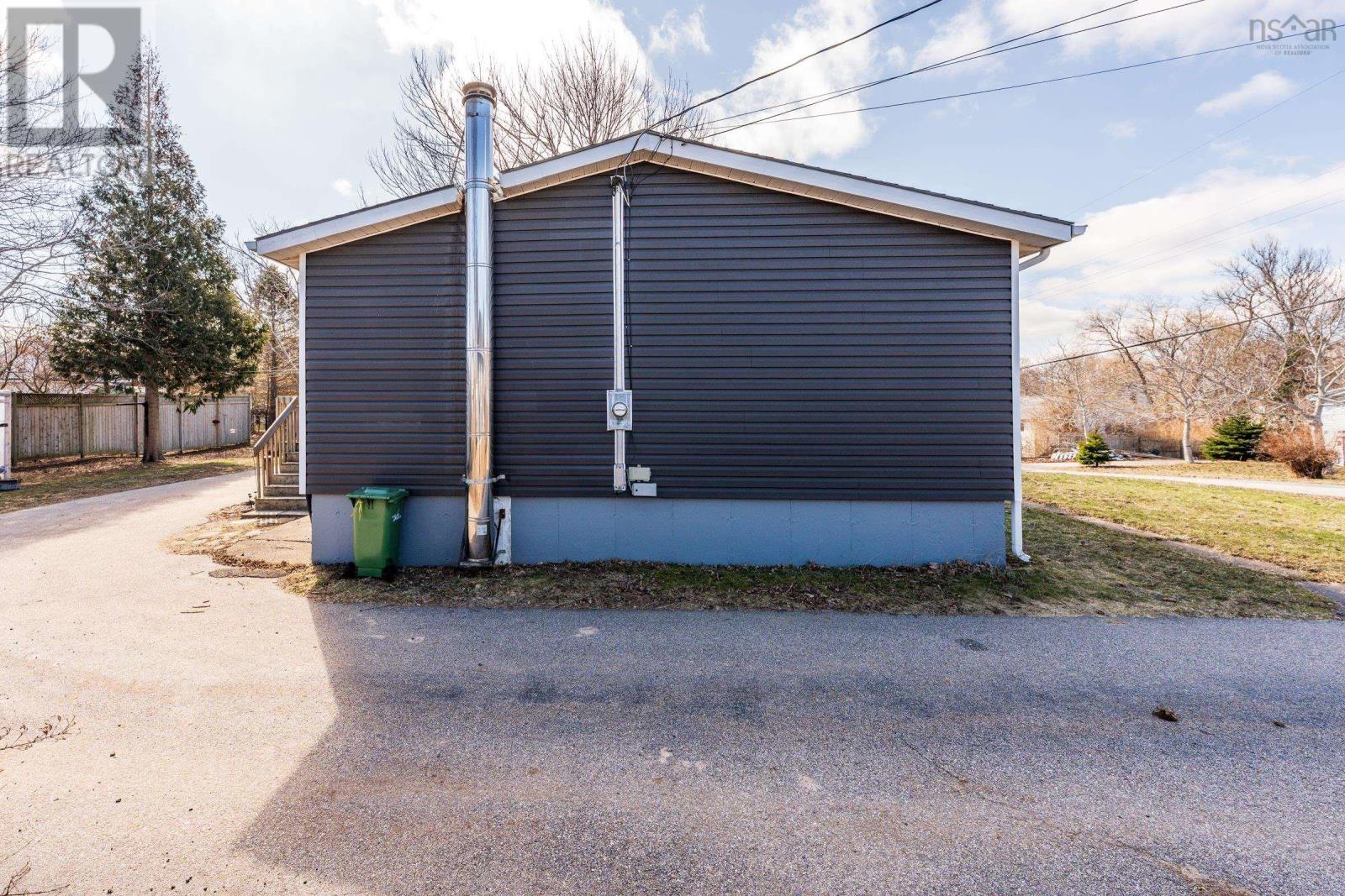 56 Second Avenue Property Photo 30
