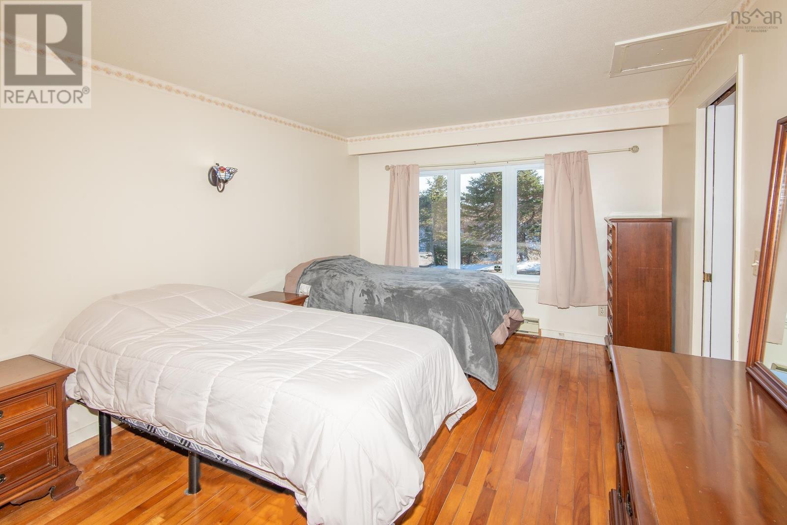 91 Townshipline Road Property Photo 16