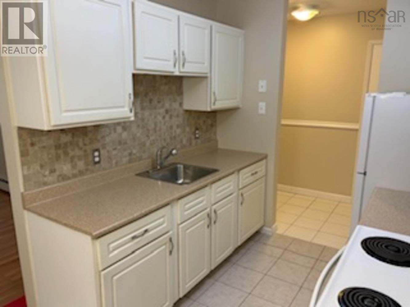 204 41 Moirs Mill Road Property Photo 1