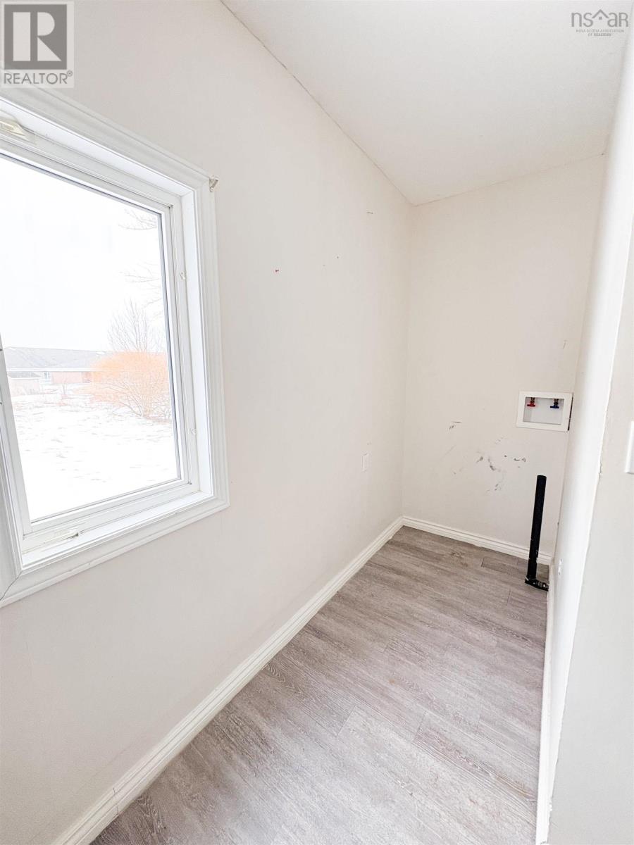 9 Burchell Street Property Photo 22